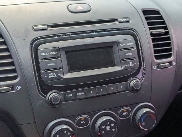 Used 2017 Black Kia LX image 35