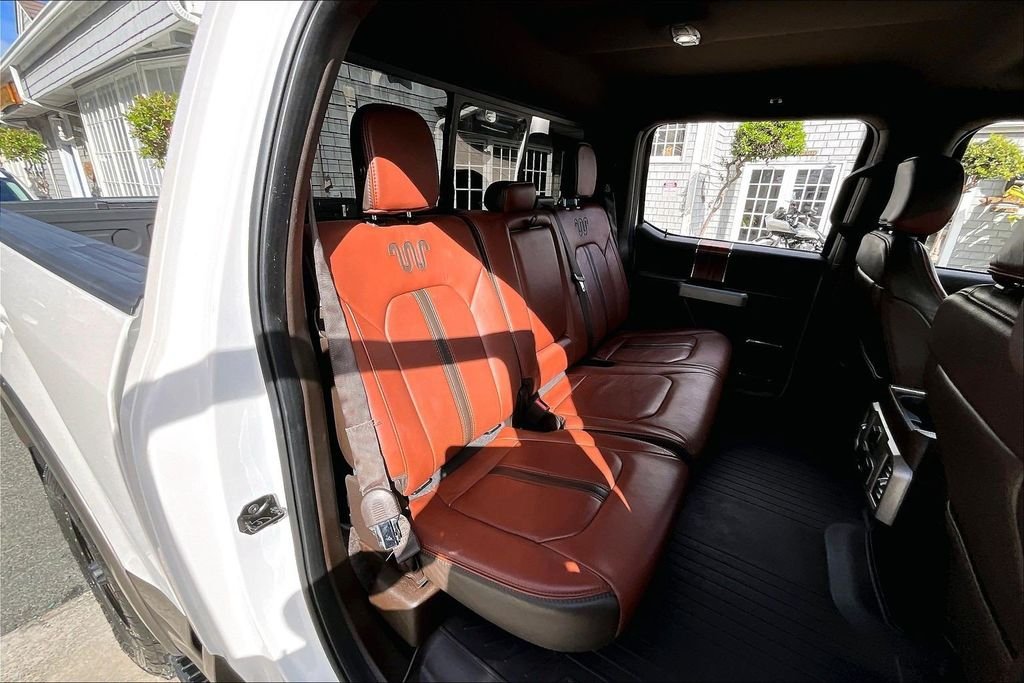Used 2018 White Ford King Ranch image 29