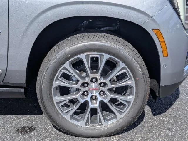 New 2027 Sterling Metallic GMC Denali image 11