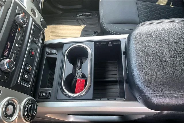 Used 2018 Red Nissan SV image 13