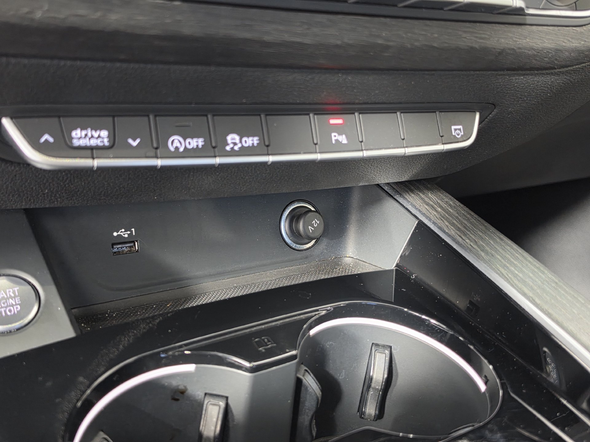 Used 2021 White Audi 45 S line Premium image 33