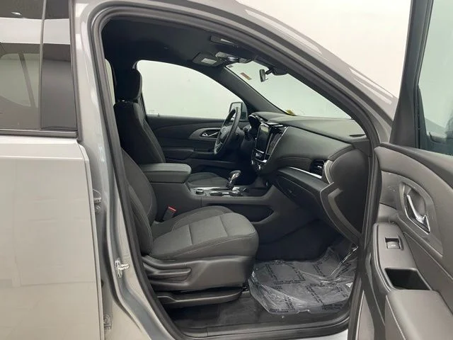 2023 Chevrolet Traverse 1LT - Photo 14