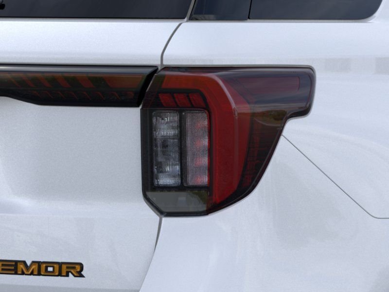 New 2026 Star White Metallic Tri-Coat Ford Tremor image 21