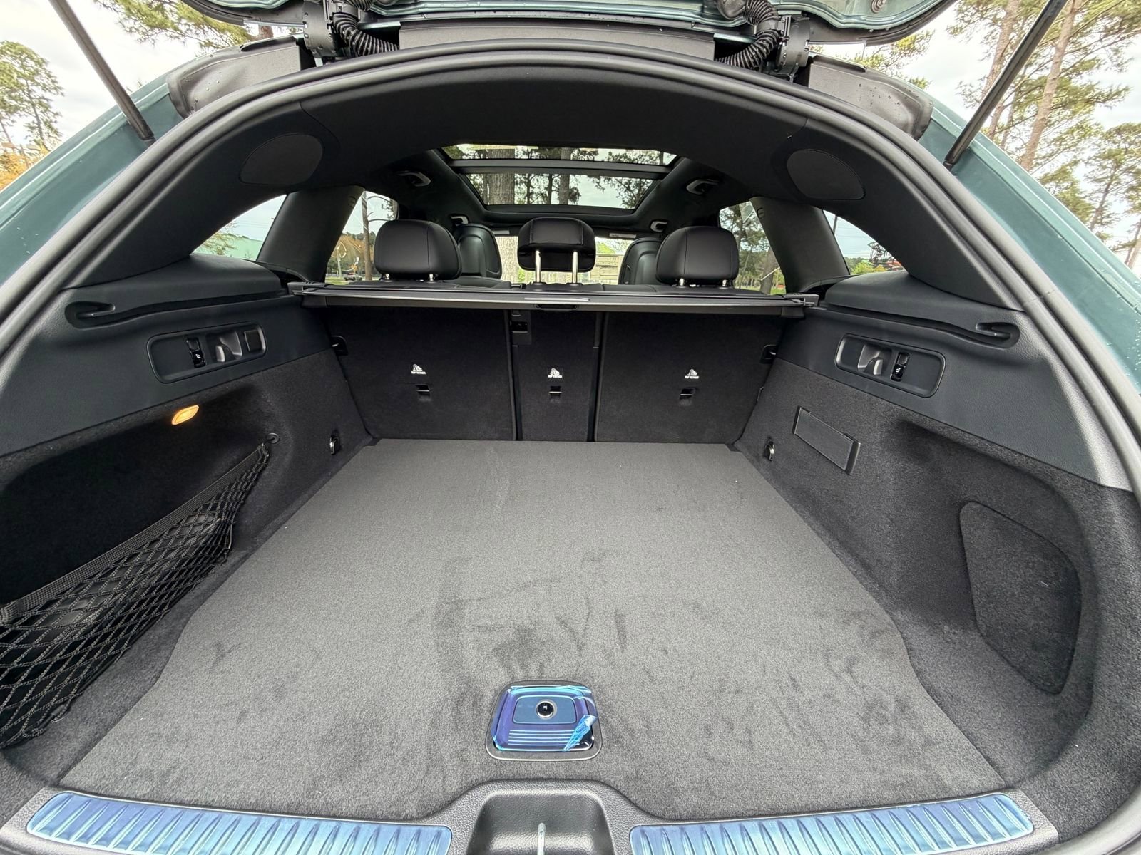 New 2026 Verde Silver Mercedes-Benz GLC 300 image 40