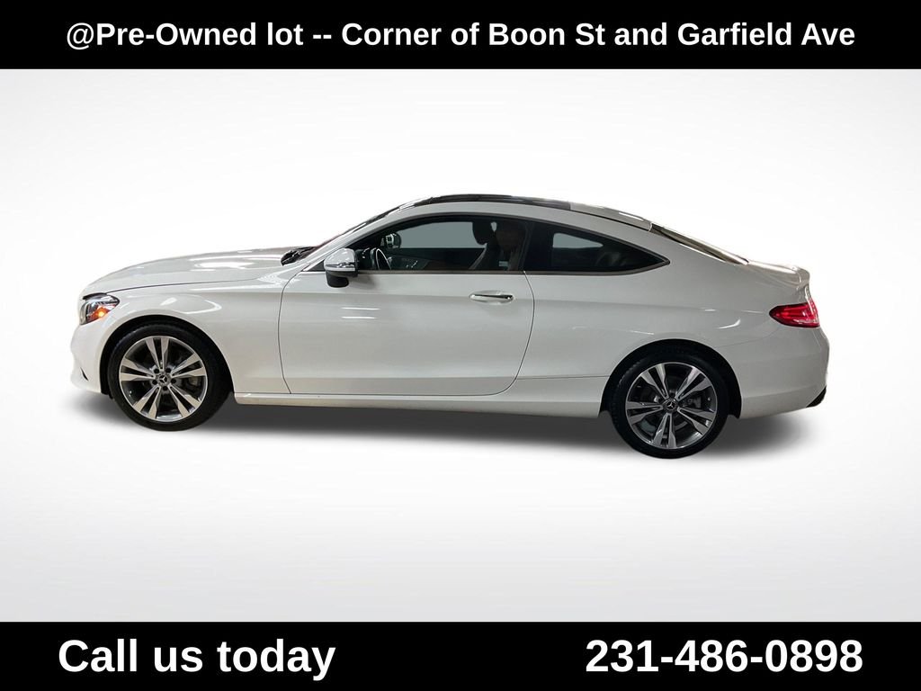 Used 2019  Mercedes-Benz C 300 image 2