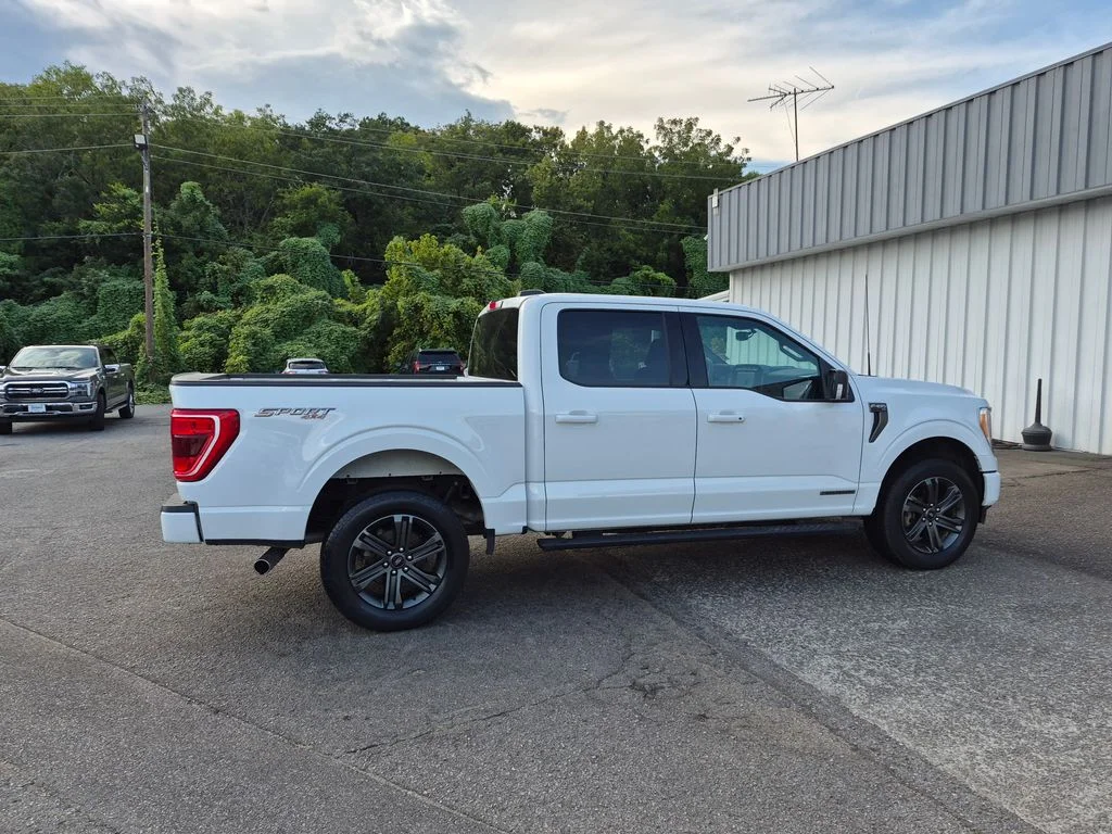 Certified Used 2023 Oxford White Ford XLT image 8