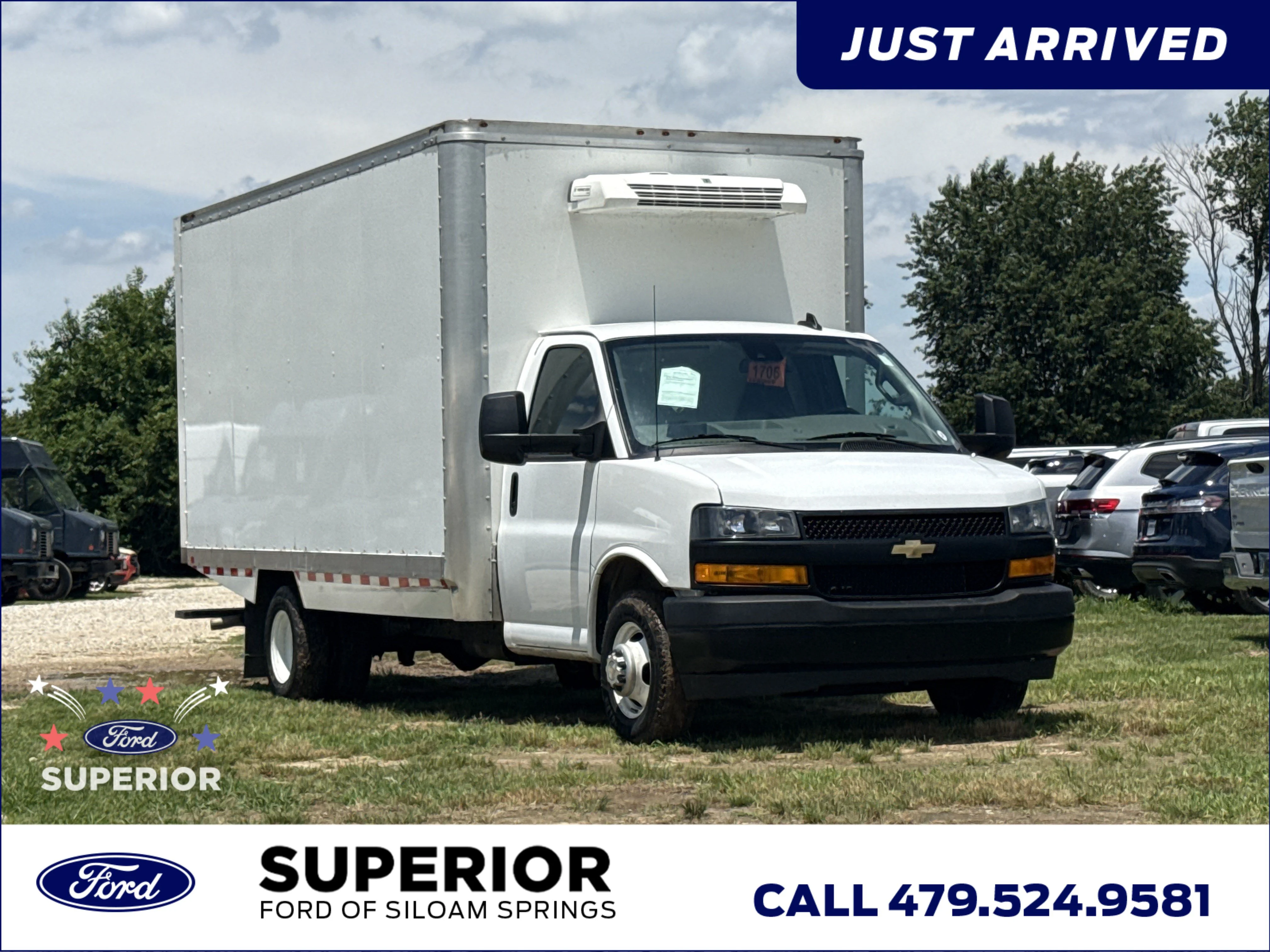 Used 2024 Summit White Chevrolet CUTWAY image 1
