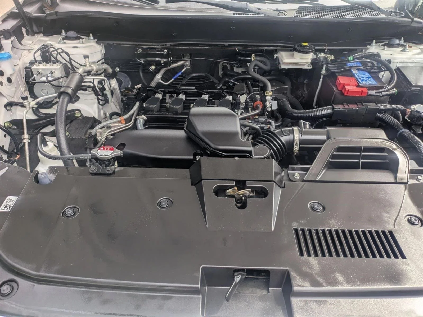 Used 2024 White Honda EX-L image 21