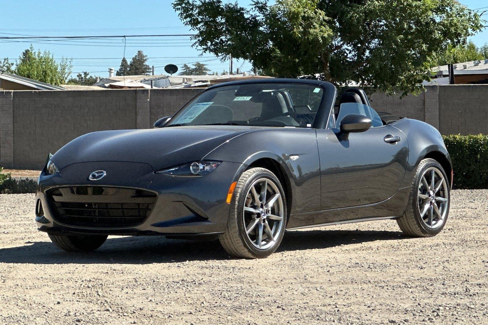 Used 2023 Machine Gray Metallic Mazda Grand Touring image 9