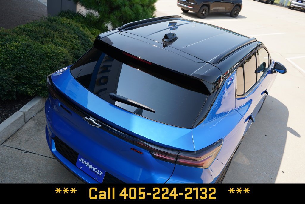 2025 Chevrolet Equinox EV RS - Photo 13