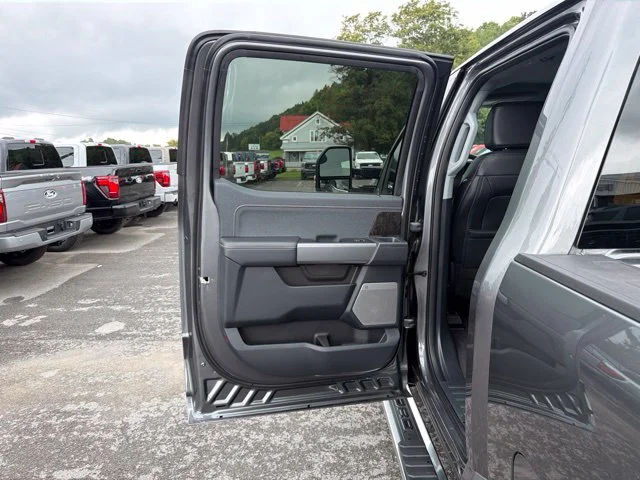 New 2026 Carbonized Gray Metallic Ford F-350® Lariat® image 45