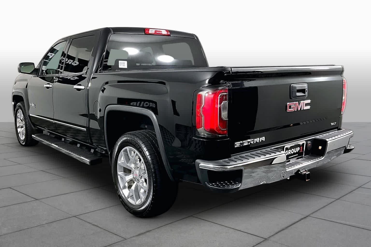 Used 2018 Onyx Black GMC SLT image 11