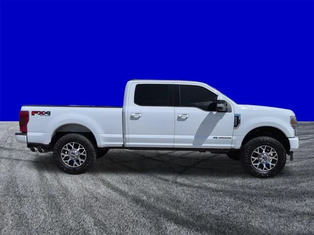 Used 2022 Oxford White Ford Lariat image 3