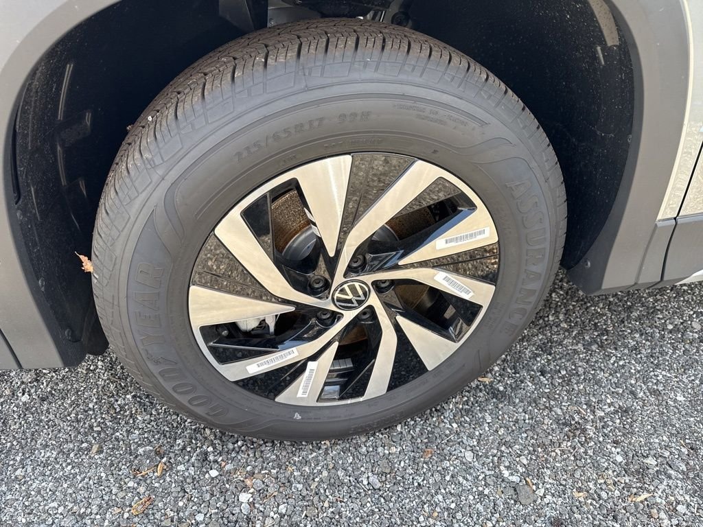 2025 Volkswagen Tiguan S - Photo 24