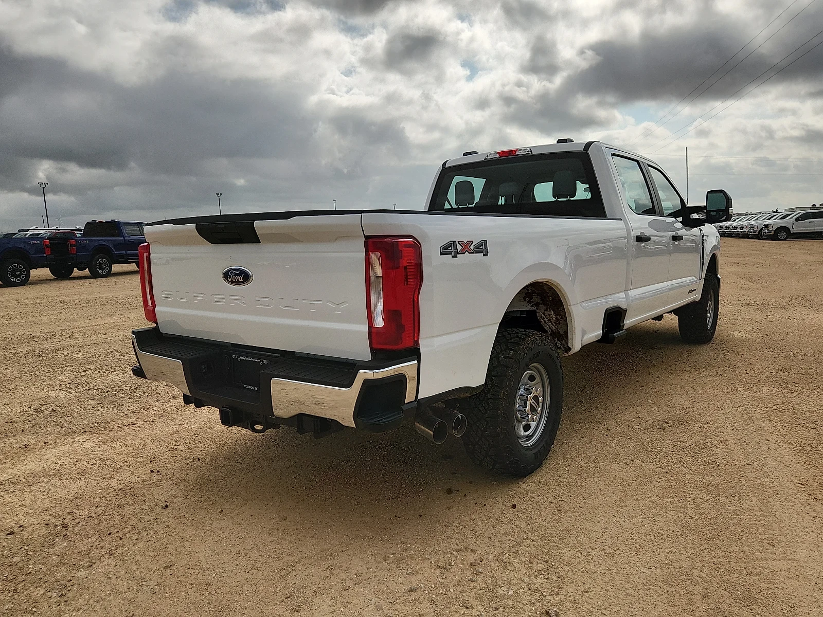 New 2026 Oxford White Ford F-250® XL image 7