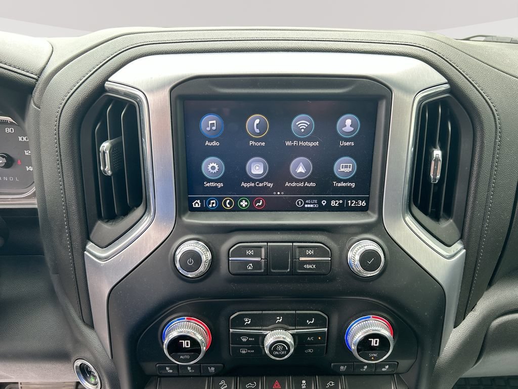 Used 2022 ONYX BLACK GMC SLT image 17