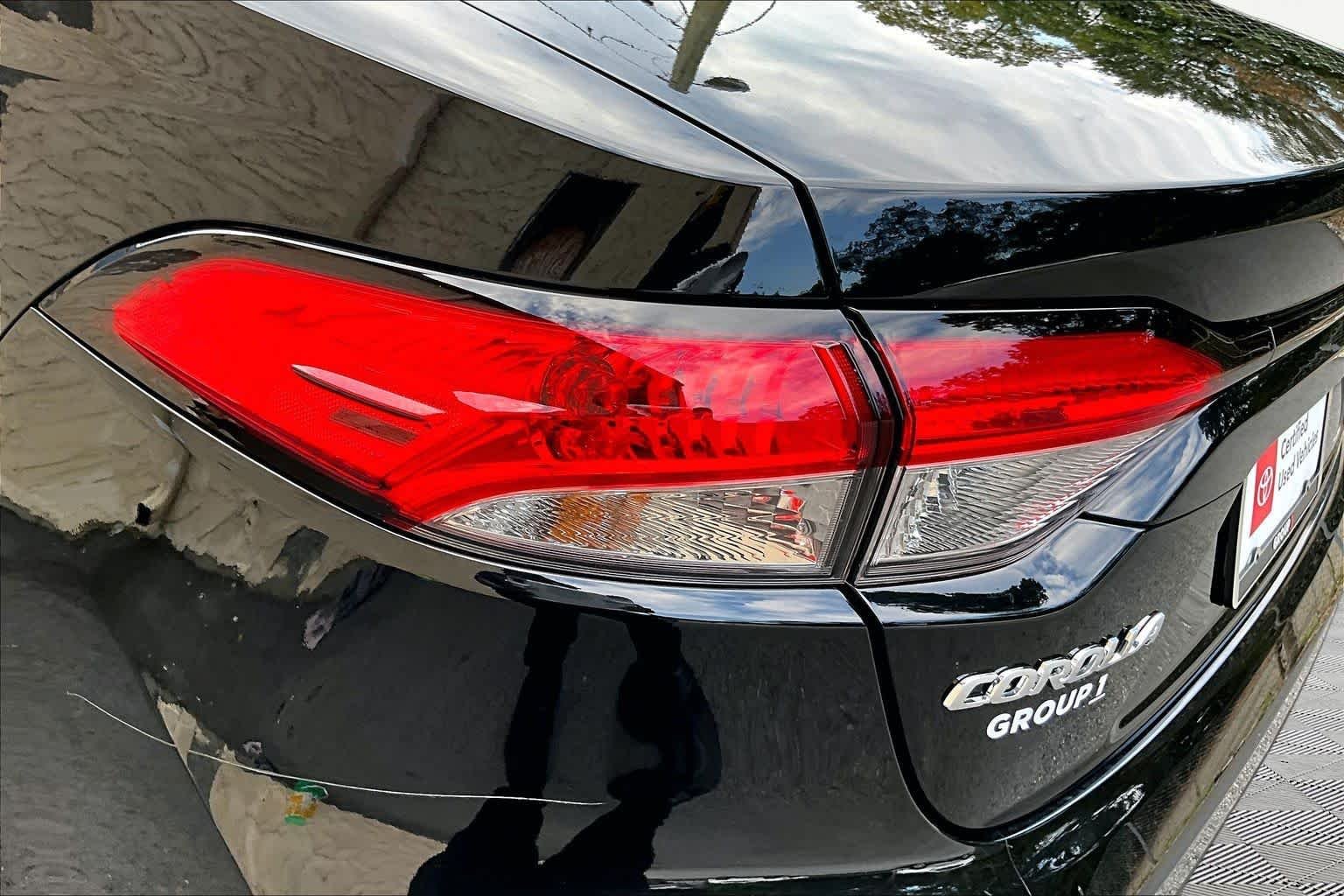 Used 2026 Midnight Black Metallic Toyota LE image 29