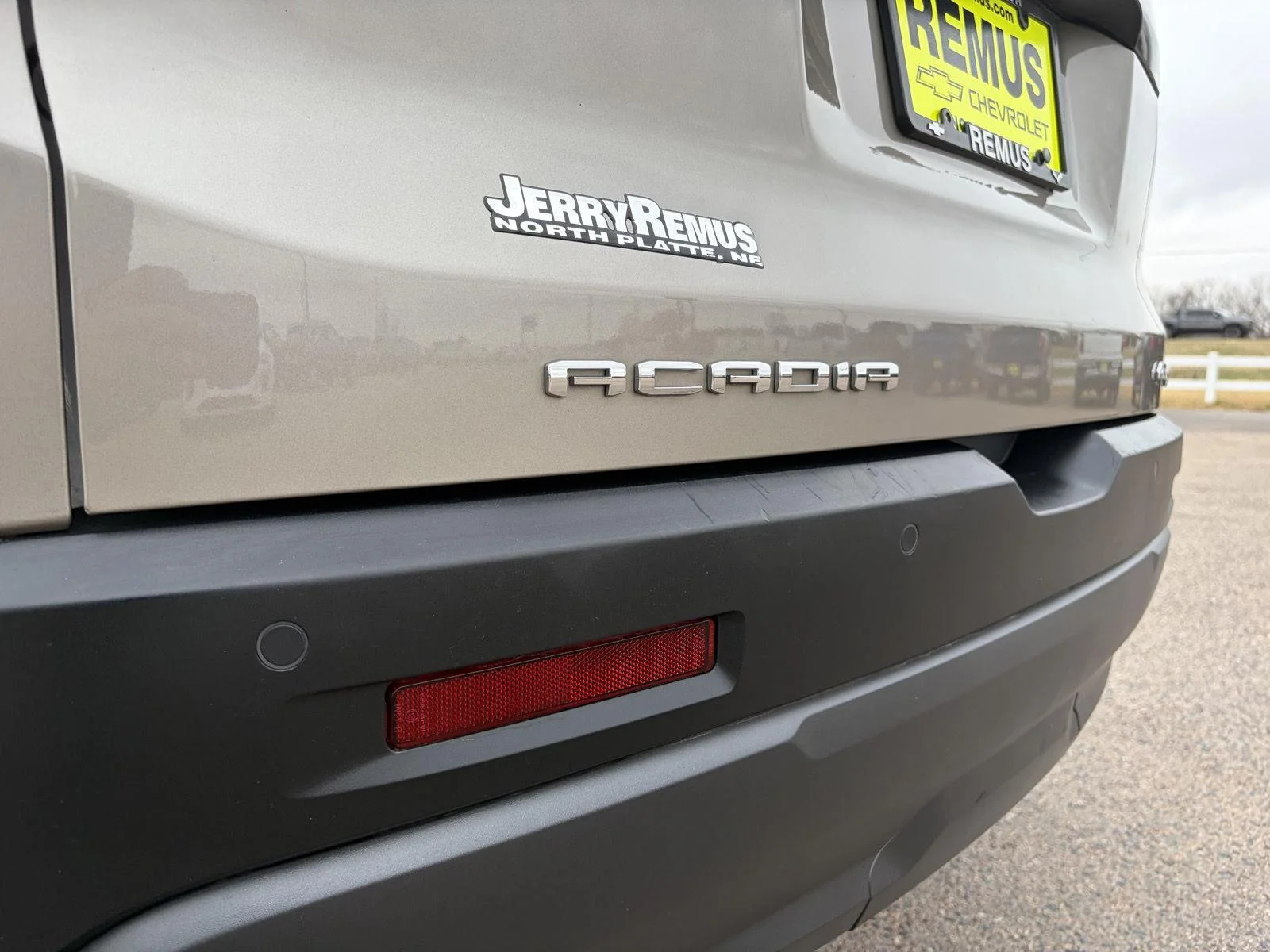 Used 2023 Light Stone Metallic GMC AT4 image 16