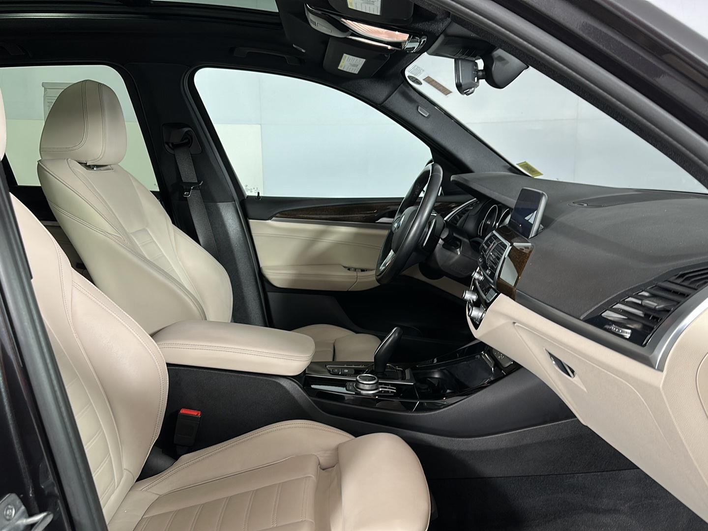 Used 2021 Dark Graphite Metallic BMW xDrive30i image 33