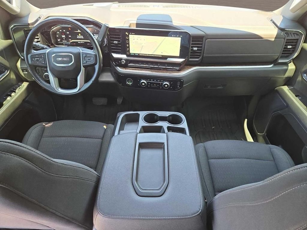 Used 2022 Black GMC Elevation image 15