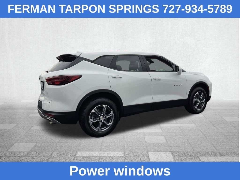 Used 2023 White Chevrolet LT image 10