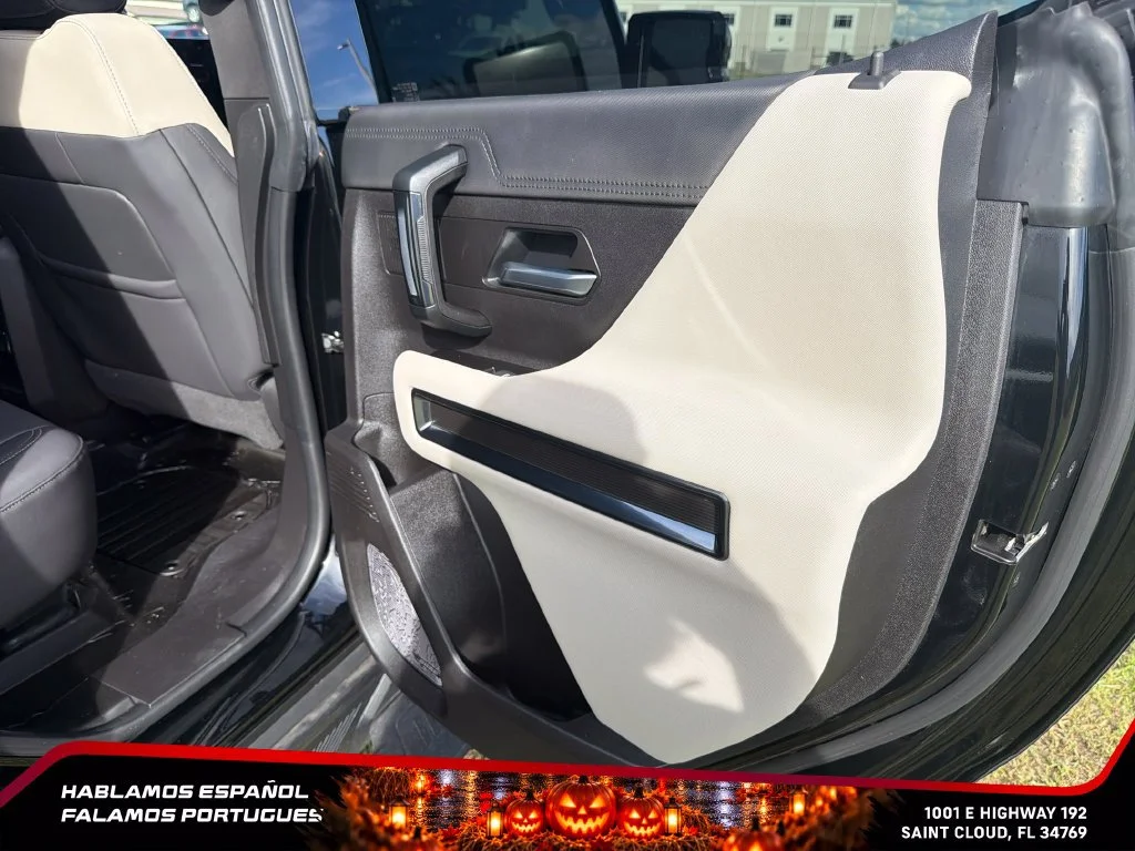 Used 2026 Void Black GMC 2X image 30