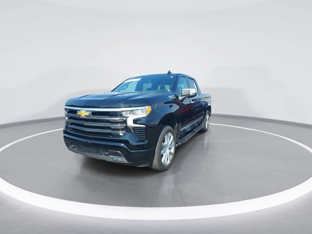 Used 2026 Black Chevrolet High Country image 4