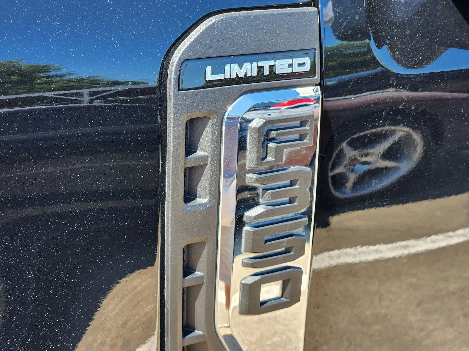 Used 2024 Black Ford Limited image 11
