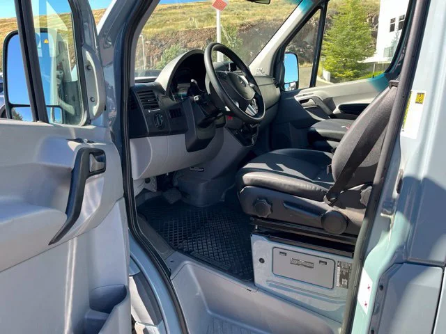 Used 2017 Gray Mercedes-Benz Cargo 170 WB image 17