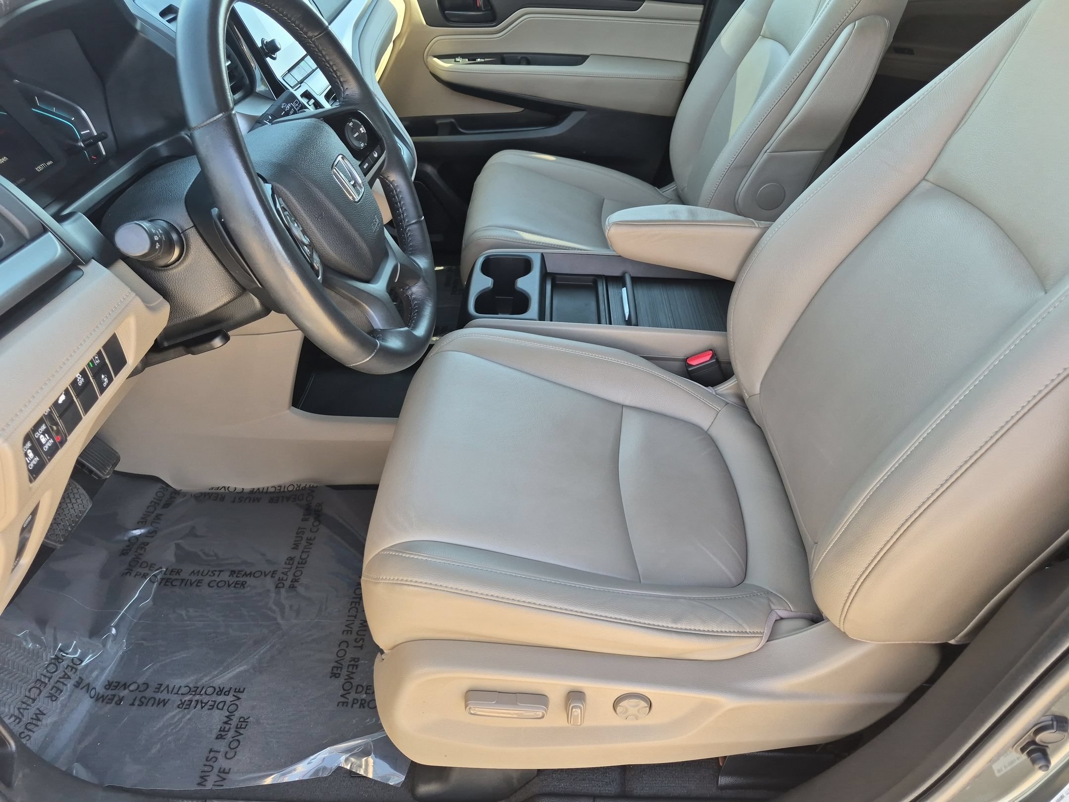 2020 Honda Odyssey EX-L - Photo 12