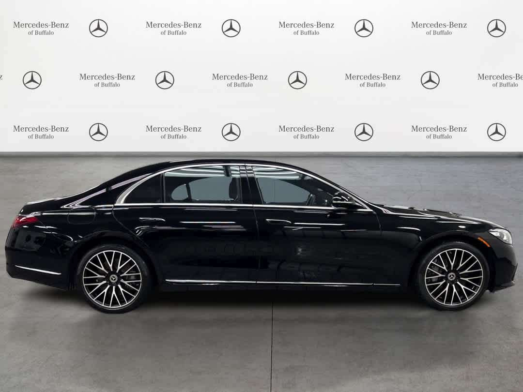 Certified Used 2023 Black Mercedes-Benz S 580 image 4