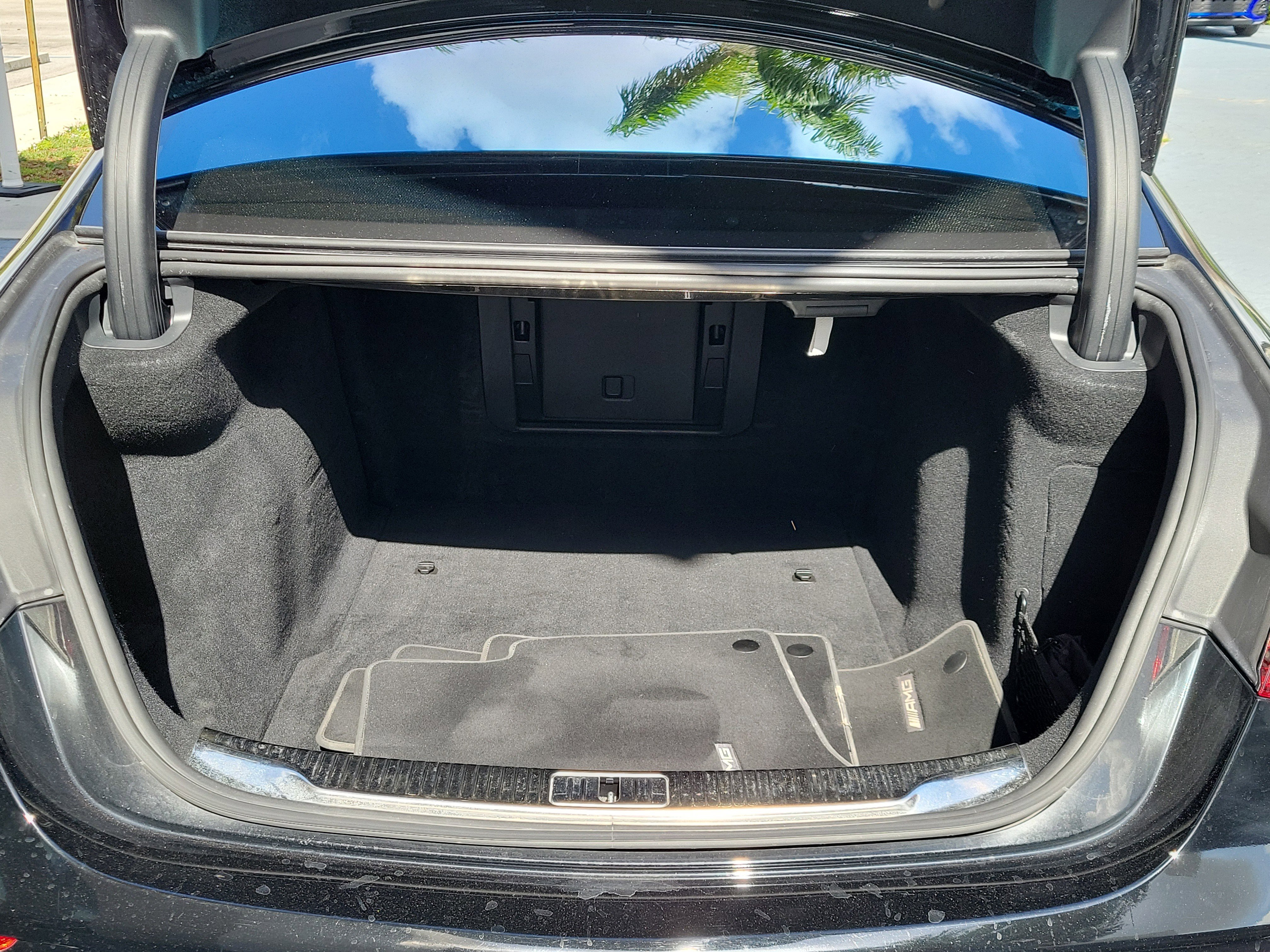 Used 2023 Black Mercedes-Benz S 580 image 8