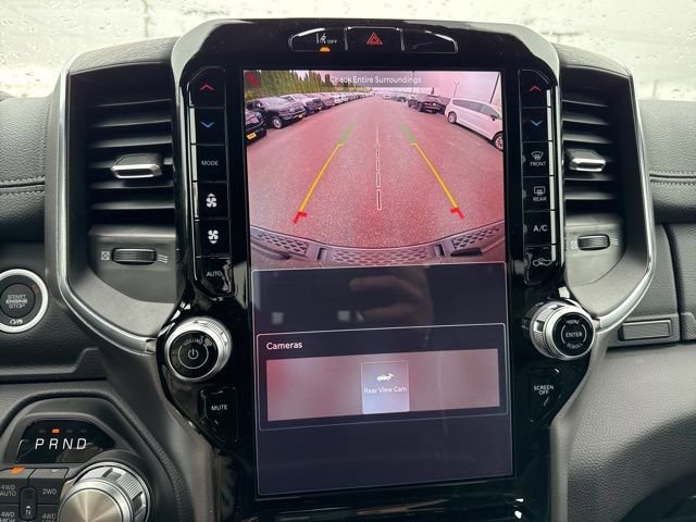 New 2026 Granite Crystal Metallic Clear-Coat Exterior Paint RAM Laramie image 19