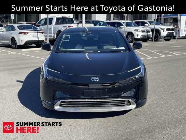 2026 Toyota Prius XSE's photo