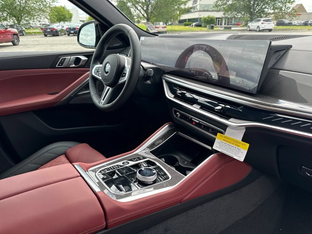 New 2027 Dravit Grey Metallic BMW M60i image 27