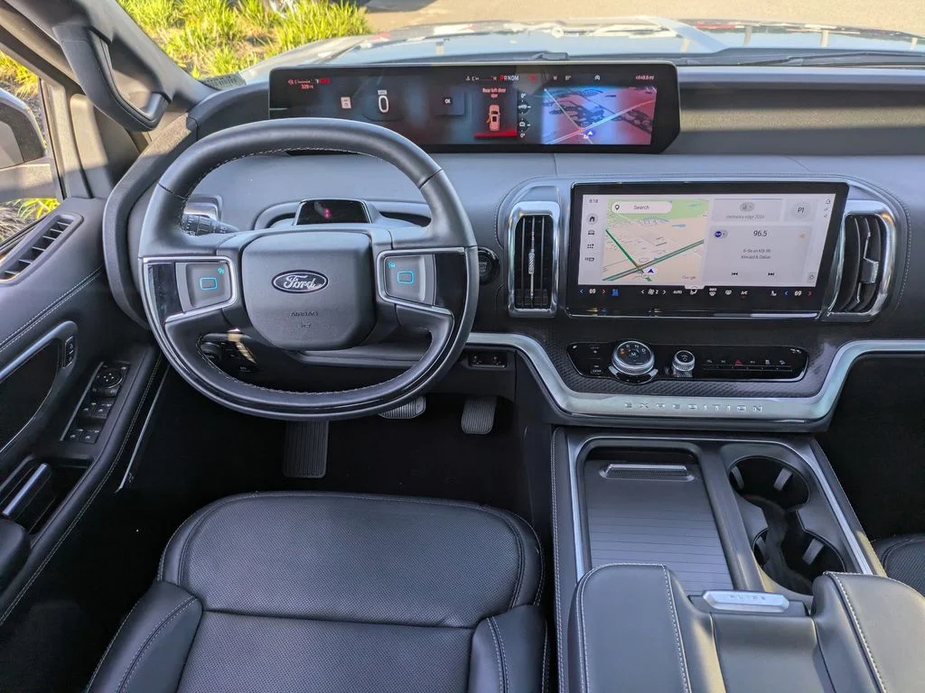 2025 Ford Expedition Platinum - Photo 19
