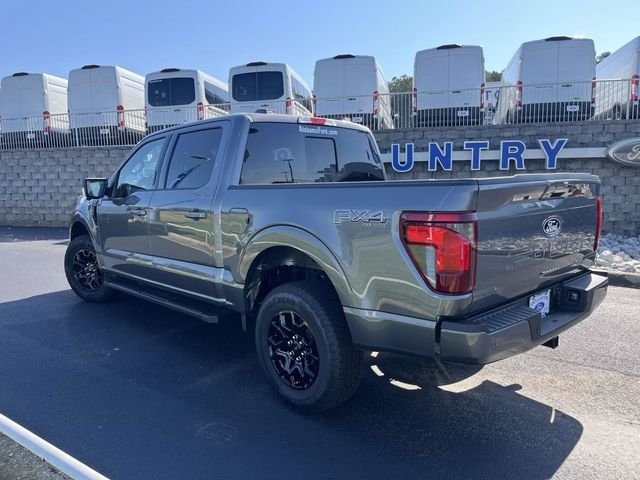 New 2026 Carbonized Gray Metallic Ford XLT image 3
