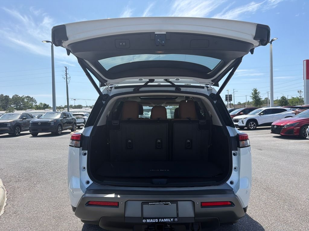 New 2026 Nissan Pathfinder Platinum 4D Sport Utility