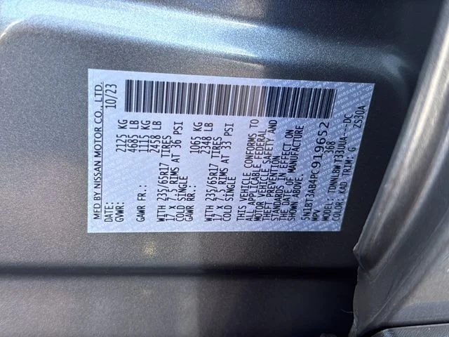 Used 2023 Gray Nissan S image 31