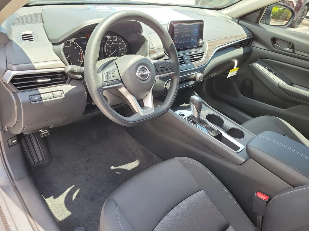 New 2026 Gray Nissan 2.5 SV image 18