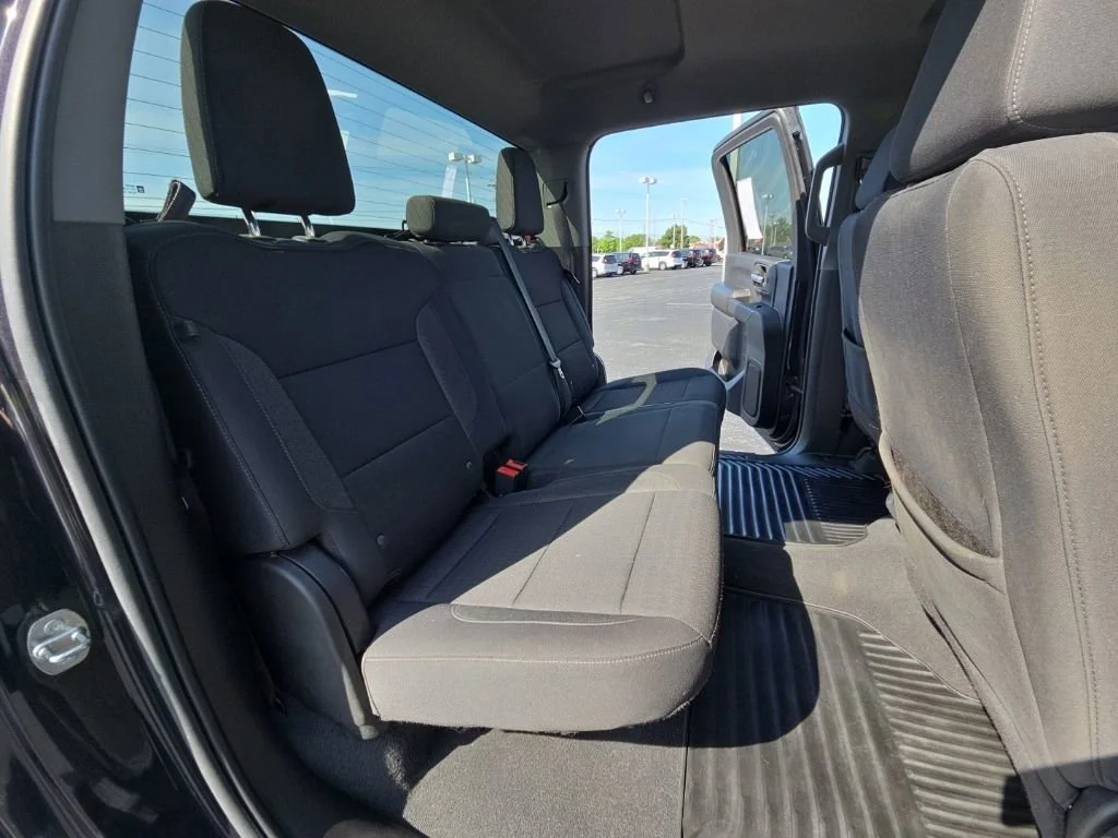 2024 Chevrolet Silverado 2500HD Custom - Photo 28