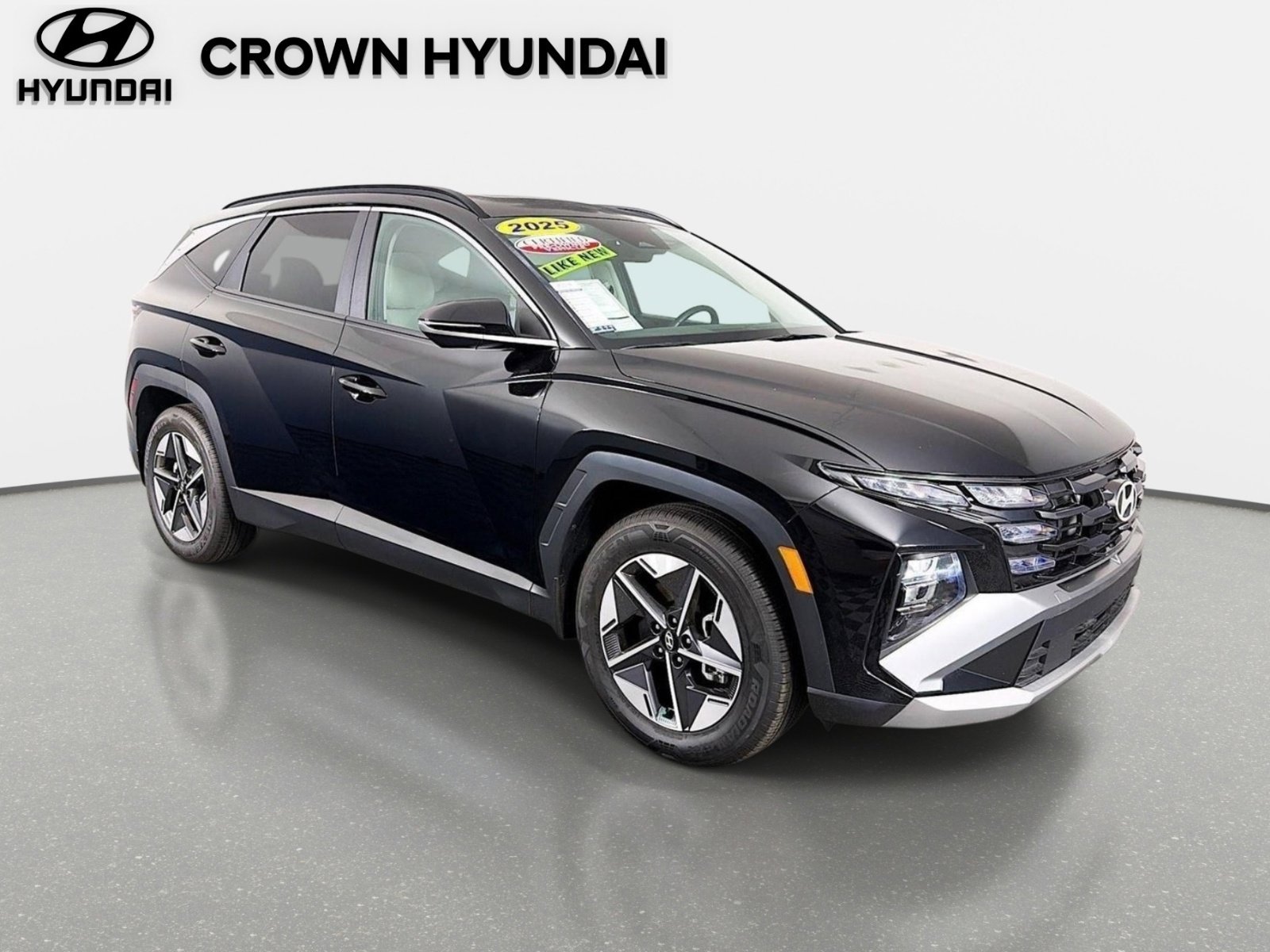 Used 2025 Phantom Black Hyundai SEL Convenience image 3