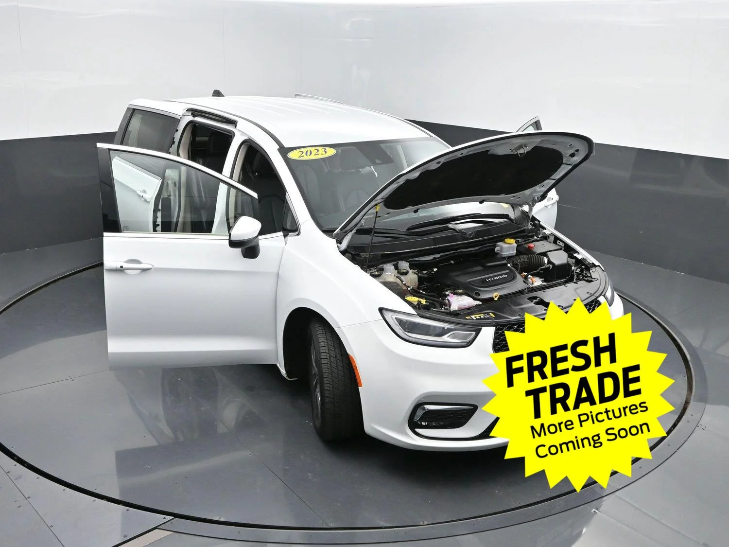 Used 2023 Bright White Clearcoat Chrysler Hybrid Touring L image 42