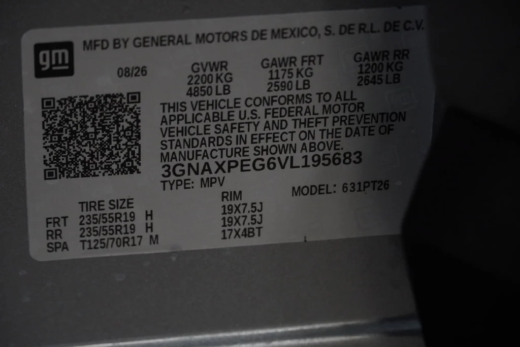 New 2027 Sterling Gray Metallic Chevrolet LT image 41