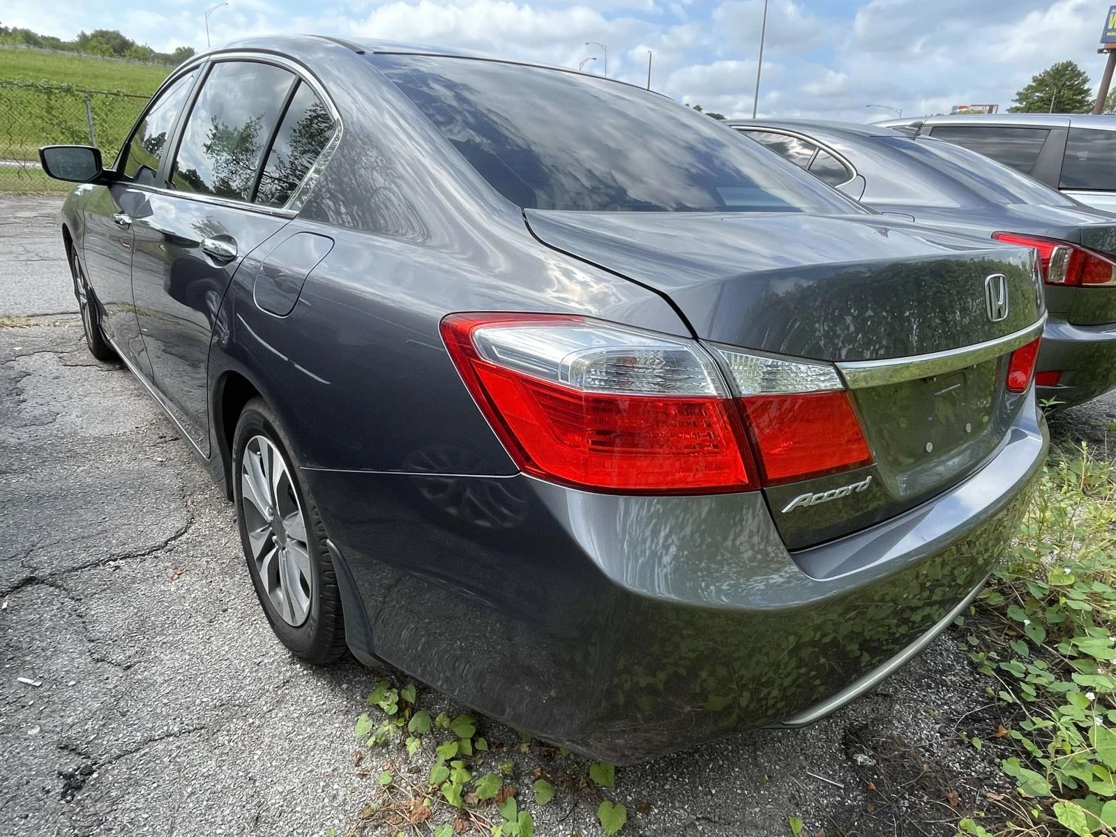 Used 2013 Gray Honda LX image 2