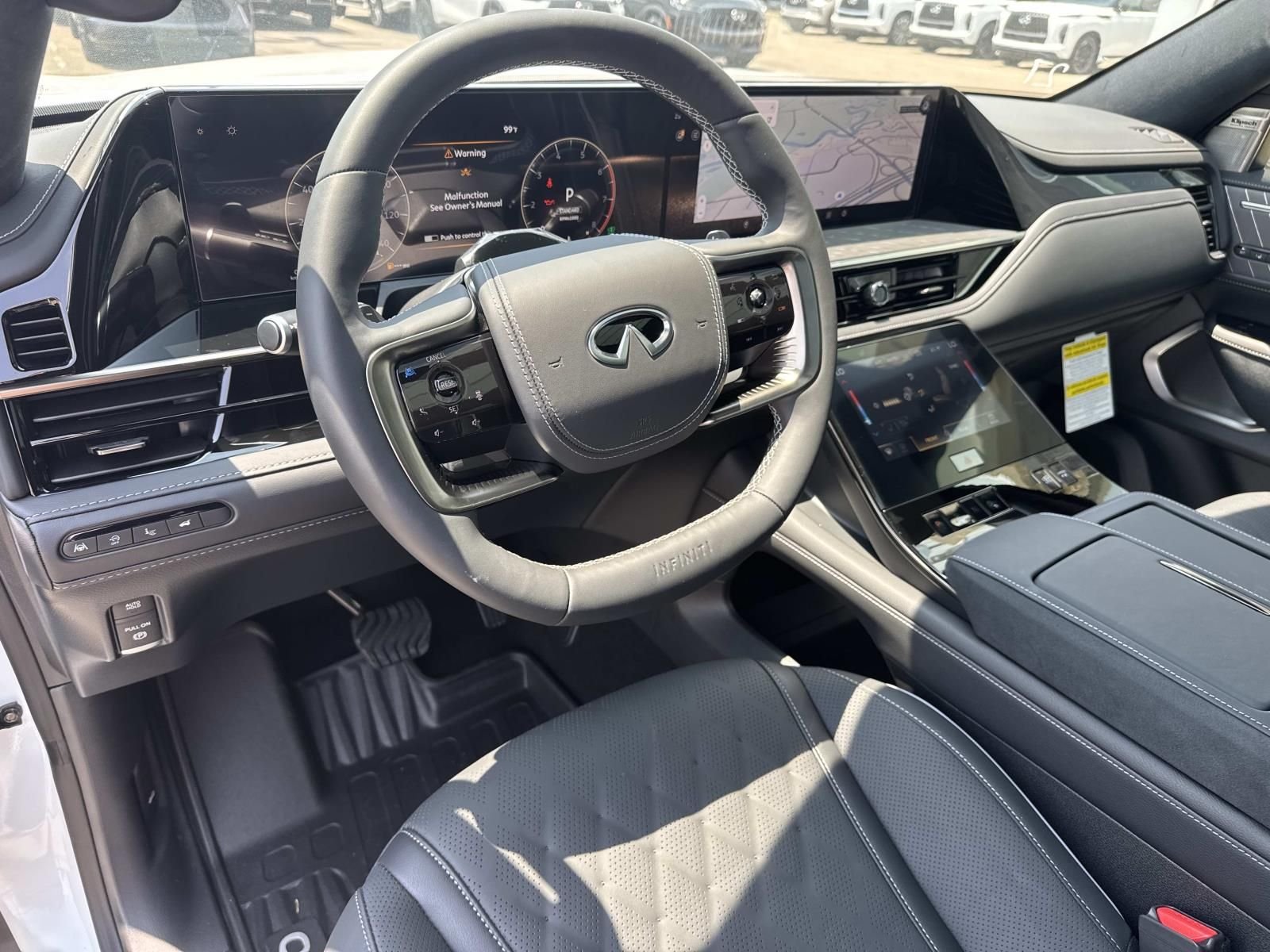 New 2027 2T RADIANT WHIT INFINITI Autograph 4WD image 12