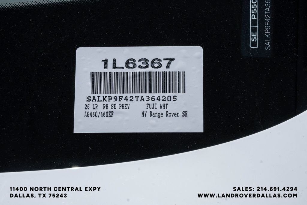 New 2026 Fuji White Land Rover SE image 50