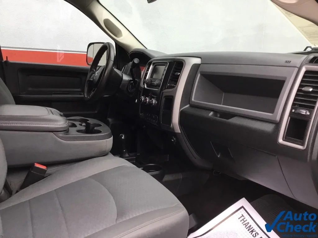 Used 2015 White Ram Tradesman image 42