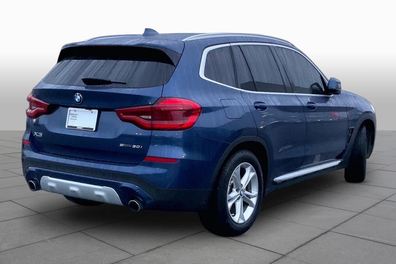 Used 2020 Phytonic Blue Metallic BMW sDrive30i image 13