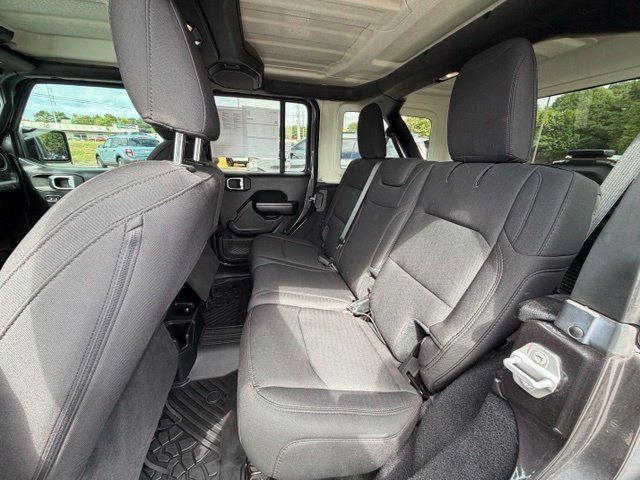 Certified Used 2020 Granite Crystal Clearcoat Metallic Jeep Unlimited Sport S image 23